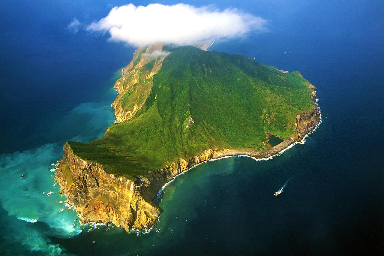 台湾海峡宽度（填平台湾海峡可行吗？原来最浅深度才30米，中国造岛神器需要多久）(图2)