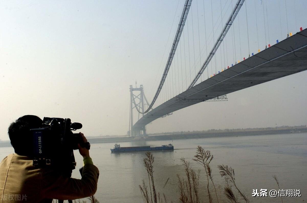 武汉长江大桥多长（湖北建筑｜武汉的11座长江大桥，连接13个区中的10个区）(图5)