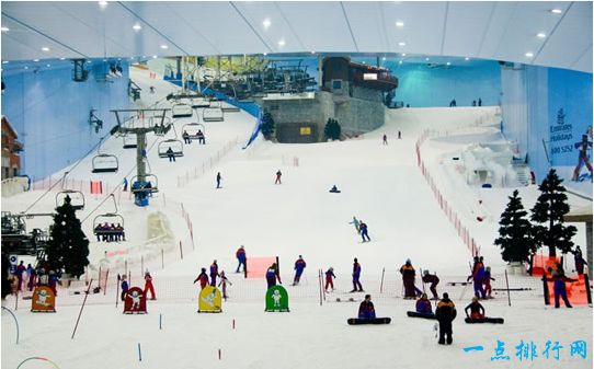 迪拜十大疯狂建筑之一：迪拜滑雪场
